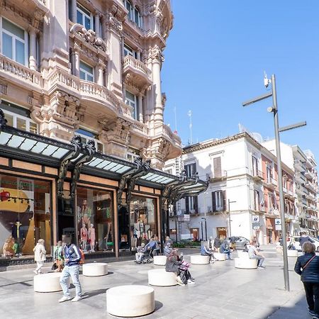 Bari Centrale Railway Station Apartment Bagian luar foto